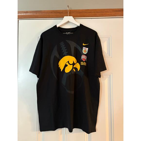Nike, Iowa Hawkeyes football loose fit shirt size large - Picture 1 of 2